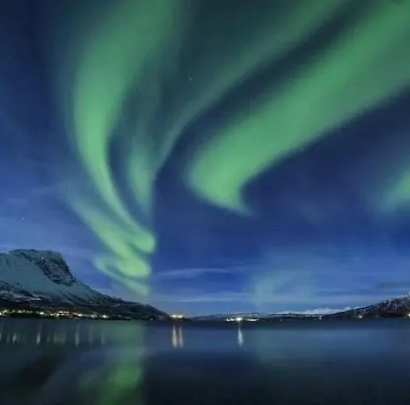 Homestay Koselig Rom I Sentrum Gratis Wifi Og Parkering Rom 3 Narvik