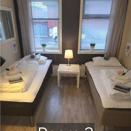 Koselig Rom I Sentrum Gratis Wifi Og Parkering Rom 3 Homestay